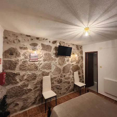 Casa Da Aldeia 2 Belmonte Фермерский дом Gaia